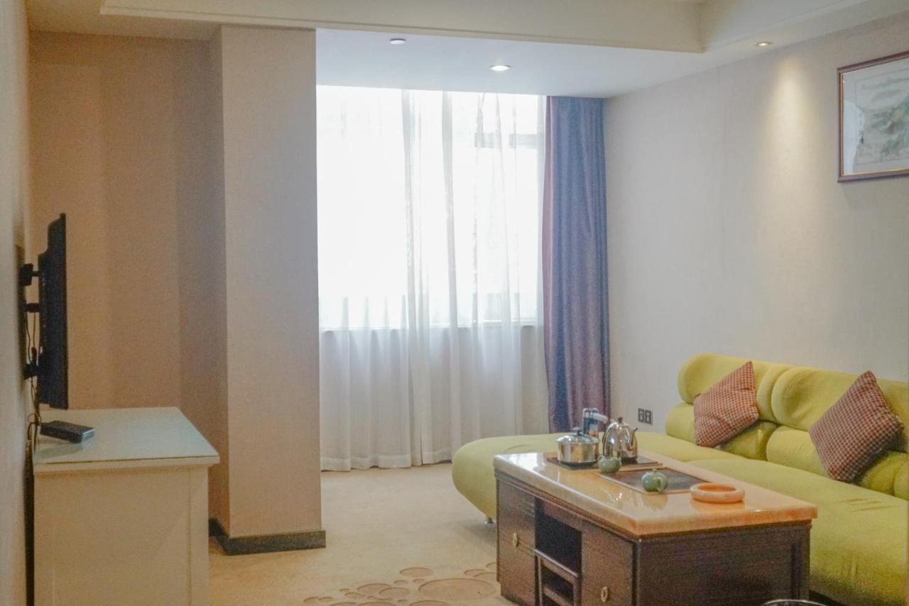 Paco Hotel Tianhe Coach Terminal Metro Satation Guangzhou-Free Shuttle Bus For Canton Fair Esterno foto