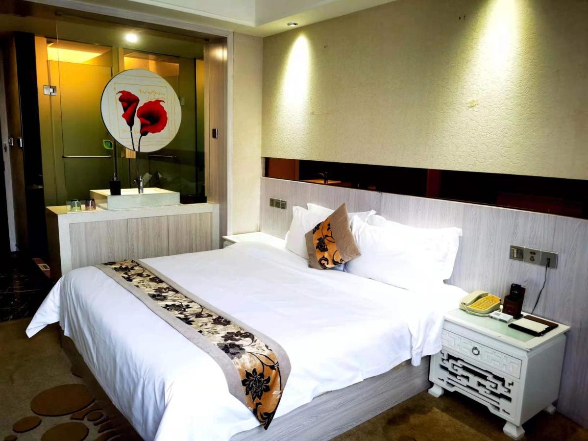 Paco Hotel Tianhe Coach Terminal Metro Satation Guangzhou-Free Shuttle Bus For Canton Fair Esterno foto