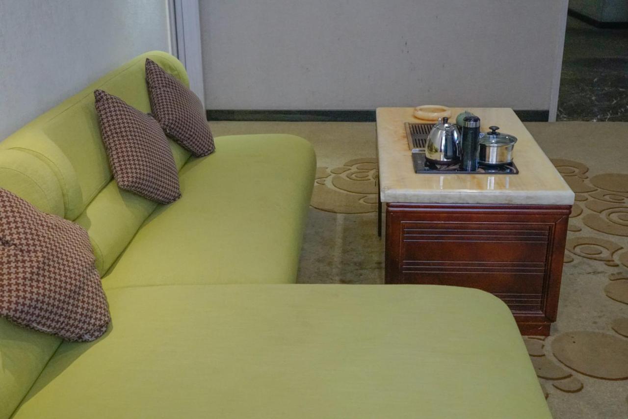 Paco Hotel Tianhe Coach Terminal Metro Satation Guangzhou-Free Shuttle Bus For Canton Fair Esterno foto